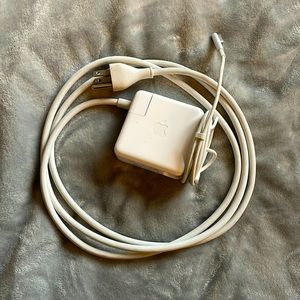 L-Tip MacBook Pro Charger 60W Magsafe